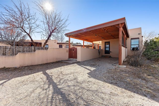 162 Piedra Loop, White Rock, NM 87547