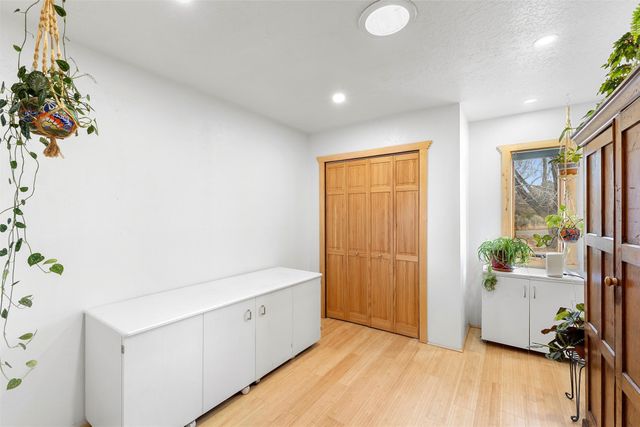 162 Piedra Loop, White Rock, NM 87547