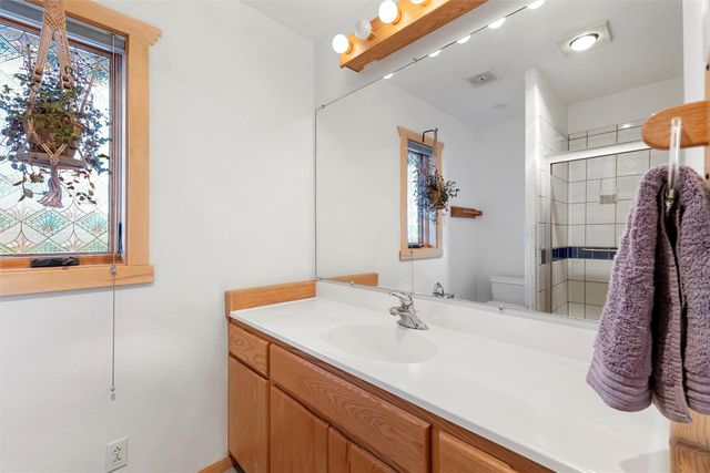 162 Piedra Loop, White Rock, NM 87547