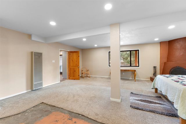 162 Piedra Loop, White Rock, NM 87547