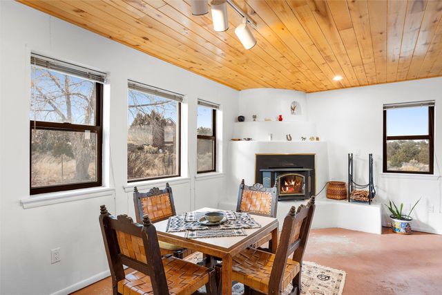 162 Piedra Loop, White Rock, NM 87547