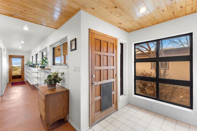 162 Piedra Loop, White Rock, NM 87547