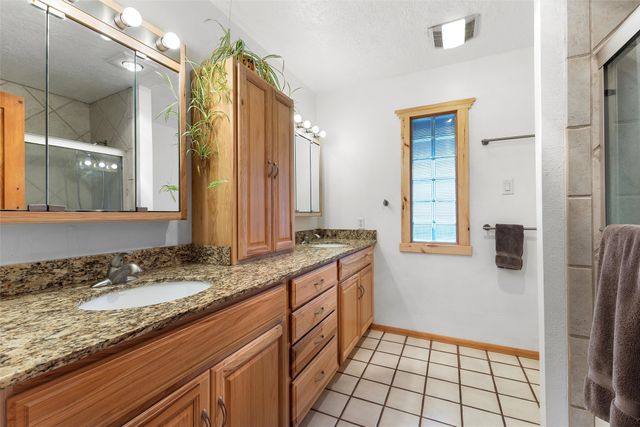 162 Piedra Loop, White Rock, NM 87547