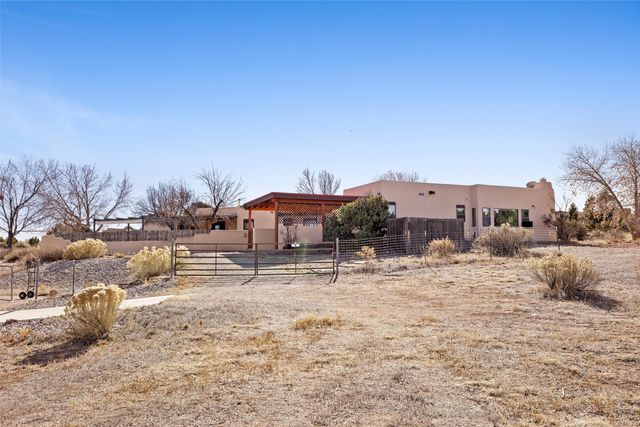 162 Piedra Loop, White Rock, NM 87547