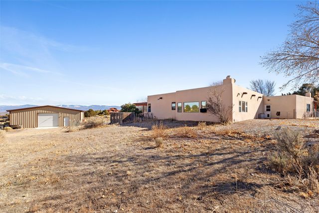 162 Piedra Loop, White Rock, NM 87547