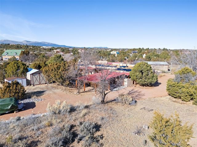 162 Piedra Loop, White Rock, NM 87547