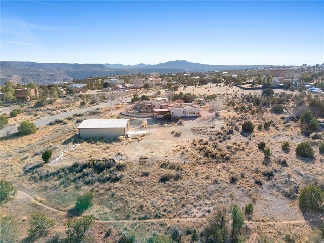 162 Piedra Loop, White Rock, NM 87547