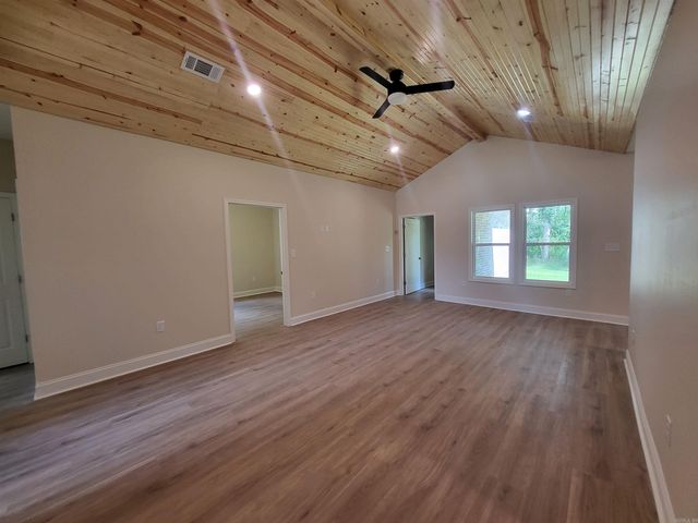 929 N Jeff Davis Avenue, Jacksonville, AR 72076