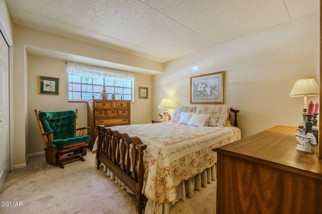 260 Roaring Fork Road, Gatlinburg, TN 37738