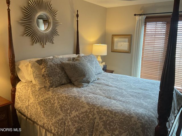 8464 Indian Lake Drive, Findlay, OH 45840