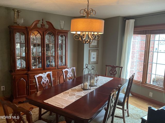 8464 Indian Lake Drive, Findlay, OH 45840