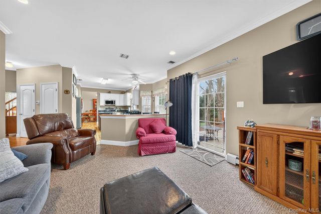 1 Fox Road, Florida, NY 10921