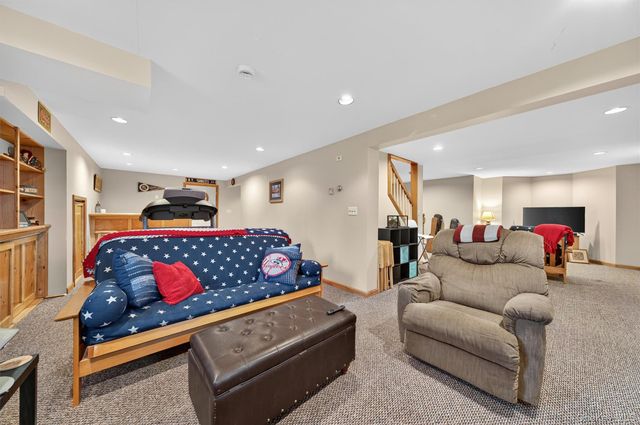 1 Fox Road, Florida, NY 10921