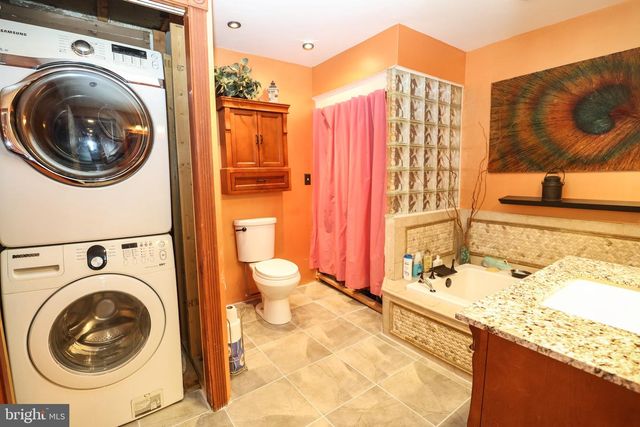1130 W NORWEGIAN ST, Pottsville, PA 17901