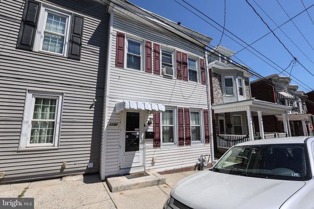 1130 W NORWEGIAN ST, Pottsville, PA 17901