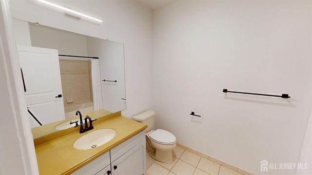 6406 Fernandez Court, Sayreville, NJ 08859