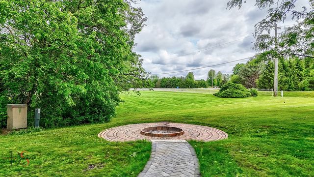 2531 E 1669th Road, Ottawa, IL 61350