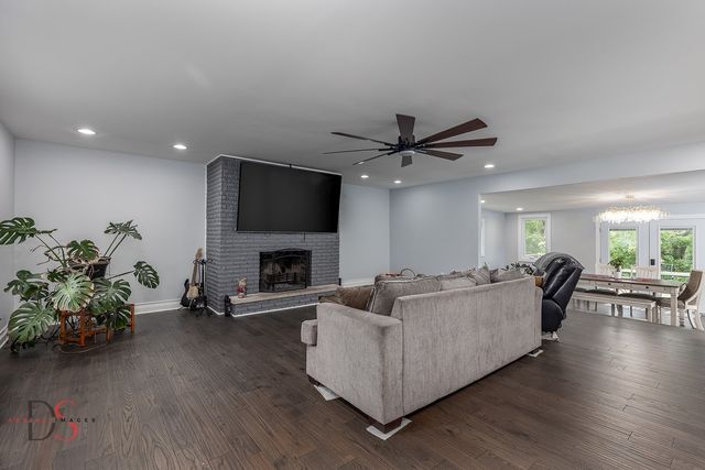 2531 E 1669th Road, Ottawa, IL 61350