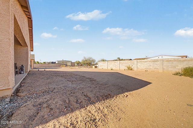 15511 S BENTLEY Drive, Arizona City, AZ 85123