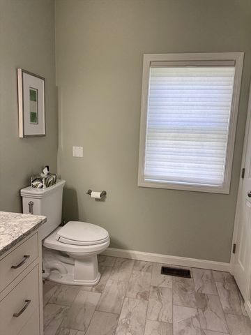 4 Tilbury Rd 4, Methuen, MA 01844