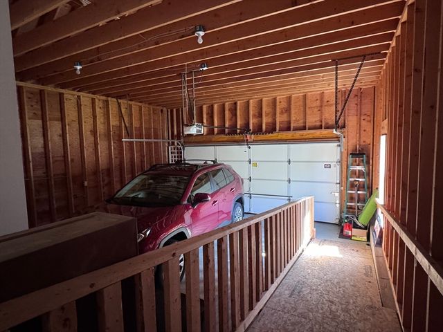 4 Tilbury Rd 4, Methuen, MA 01844