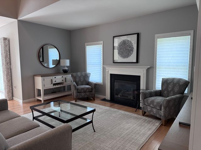 4 Tilbury Rd 4, Methuen, MA 01844