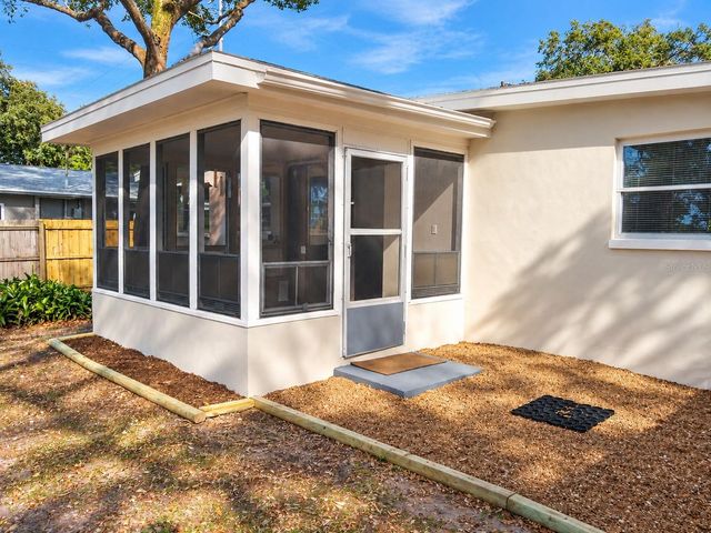 446 NEW YORK AVENUE, Dunedin, FL 34698
