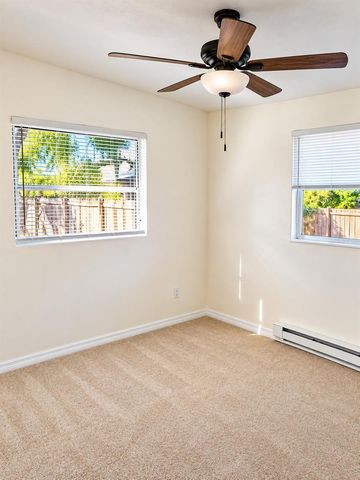 446 NEW YORK AVENUE, Dunedin, FL 34698