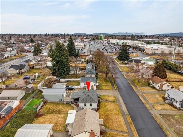 2704 W Hoffman Ave, Spokane, WA 99205