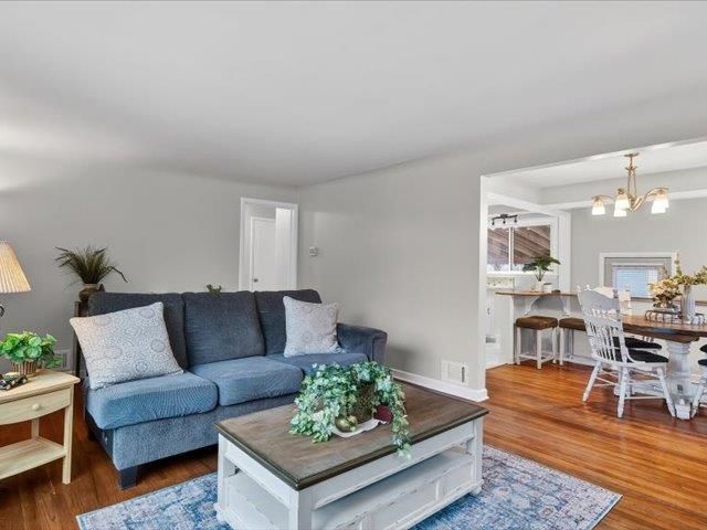 2704 W Hoffman Ave, Spokane, WA 99205