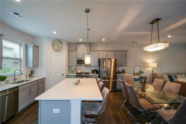 6605 Brooklyn Court SE, Mableton, GA 30126