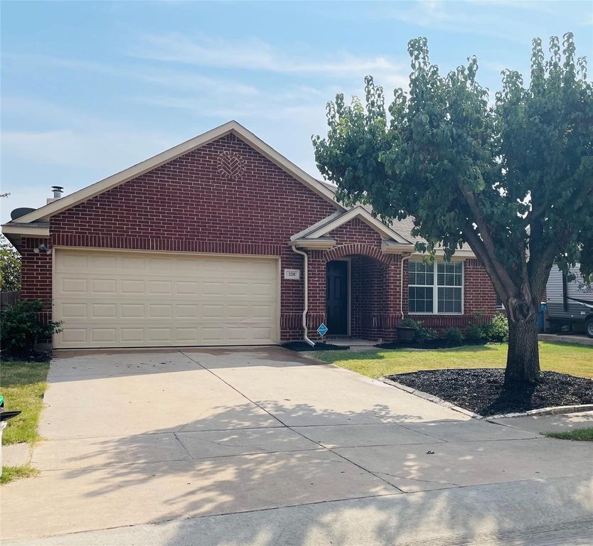 220 Benton Drive, Roanoke, TX 76262