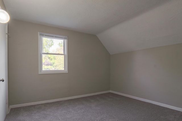 608 7th Avenue S, Hopkins, MN 55343