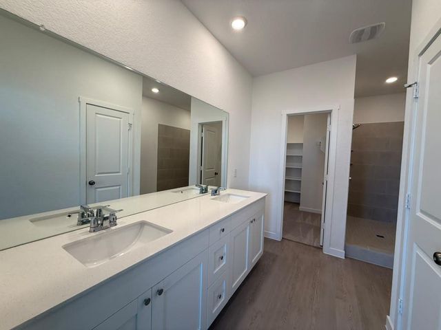 441 Sormonne LOOP, Kyle, TX 78640