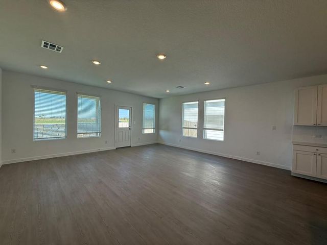 441 Sormonne LOOP, Kyle, TX 78640