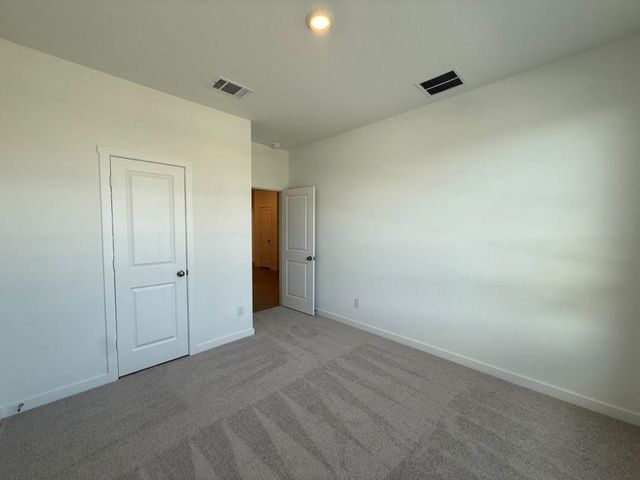 441 Sormonne LOOP, Kyle, TX 78640