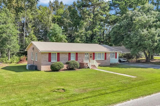 40 W Balsam St., Andrews, SC 29510