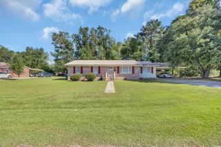 40 W Balsam St., Andrews, SC 29510
