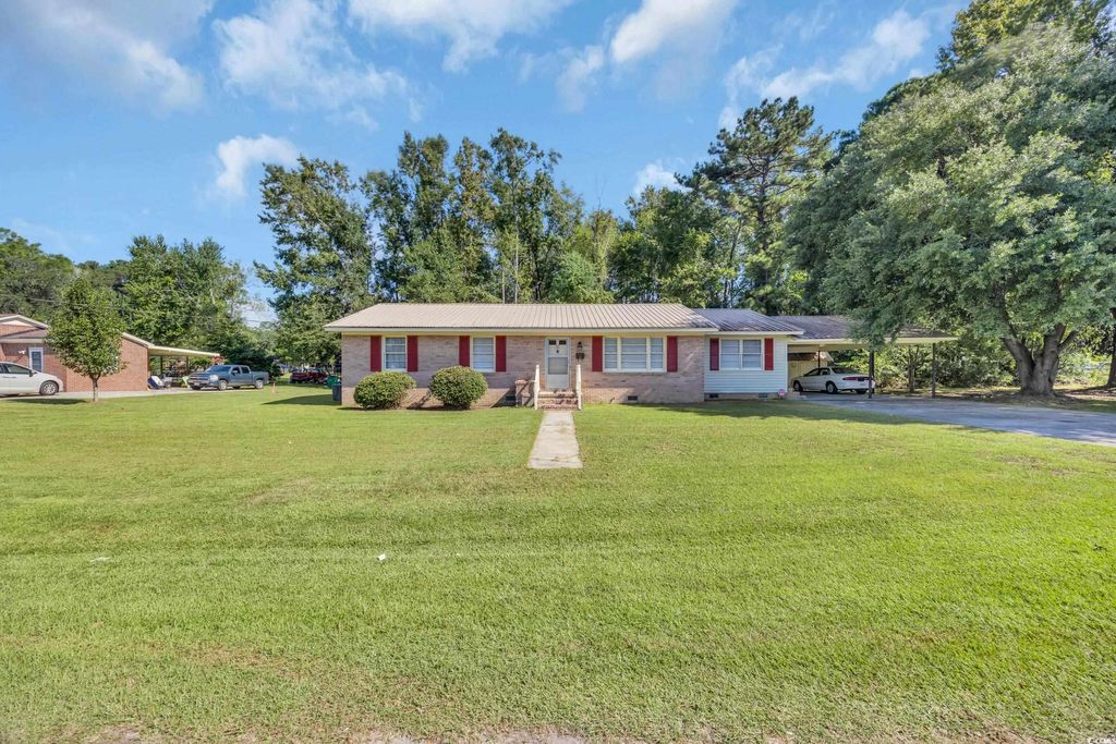 40 W Balsam St., Andrews, SC 29510