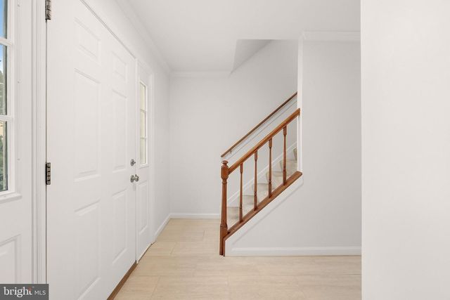 5986 POWELLS LANDING RD, Burke, VA 22015
