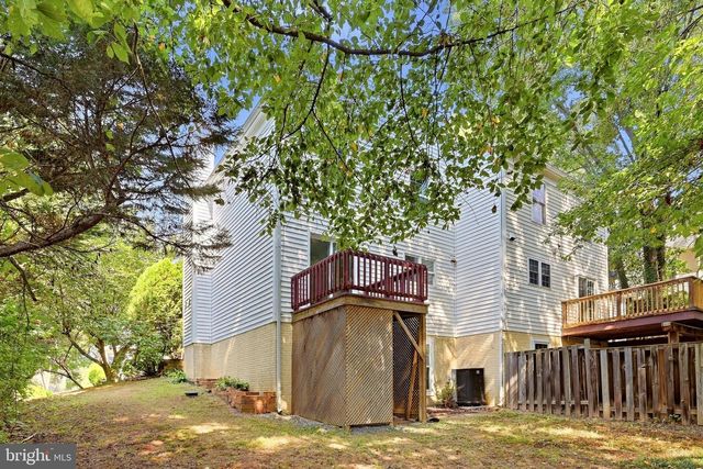 5986 POWELLS LANDING RD, Burke, VA 22015