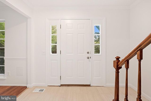 5986 POWELLS LANDING RD, Burke, VA 22015