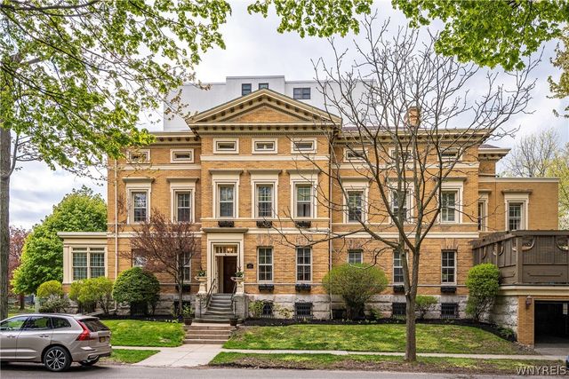 325 Summer Street, Buffalo, NY 14222