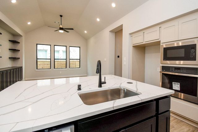 3322 Verdant Lane, Richmond, TX 77406