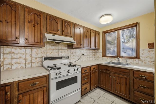 105 Burke Drive, Buffalo, NY 14215