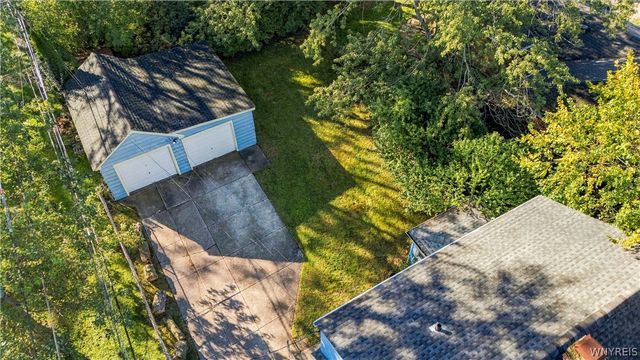 105 Burke Drive, Buffalo, NY 14215
