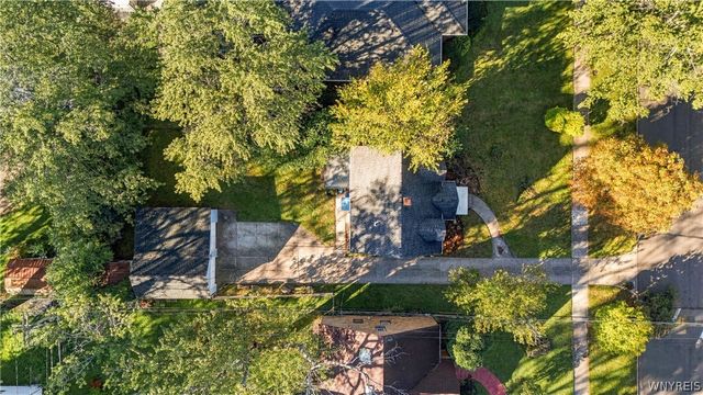 105 Burke Drive, Buffalo, NY 14215