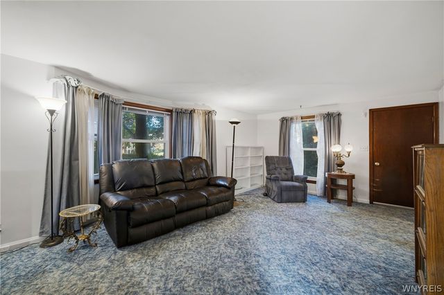 105 Burke Drive, Buffalo, NY 14215