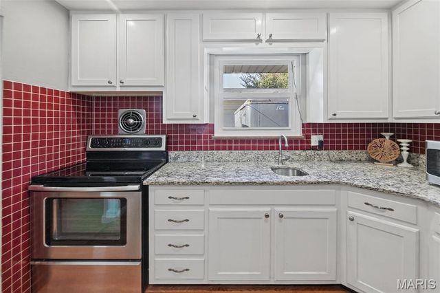 23 Buckingham Road, Belleville, IL 62226