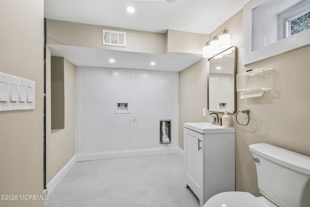 16 Venus Road, South Amboy, NJ 08879